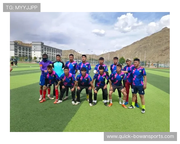 以踢足球右边锋的球星为中心解析他们的技术特点与比赛影响力