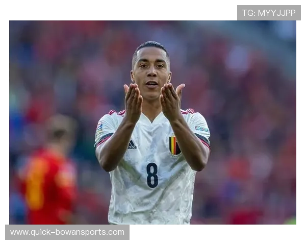 足球界最帅贝尔与其他球星颜值对比 谁是最具魅力的球场男神 足球界最帅贝尔与其他球星颜值对比 谁是最具魅力的球场男神